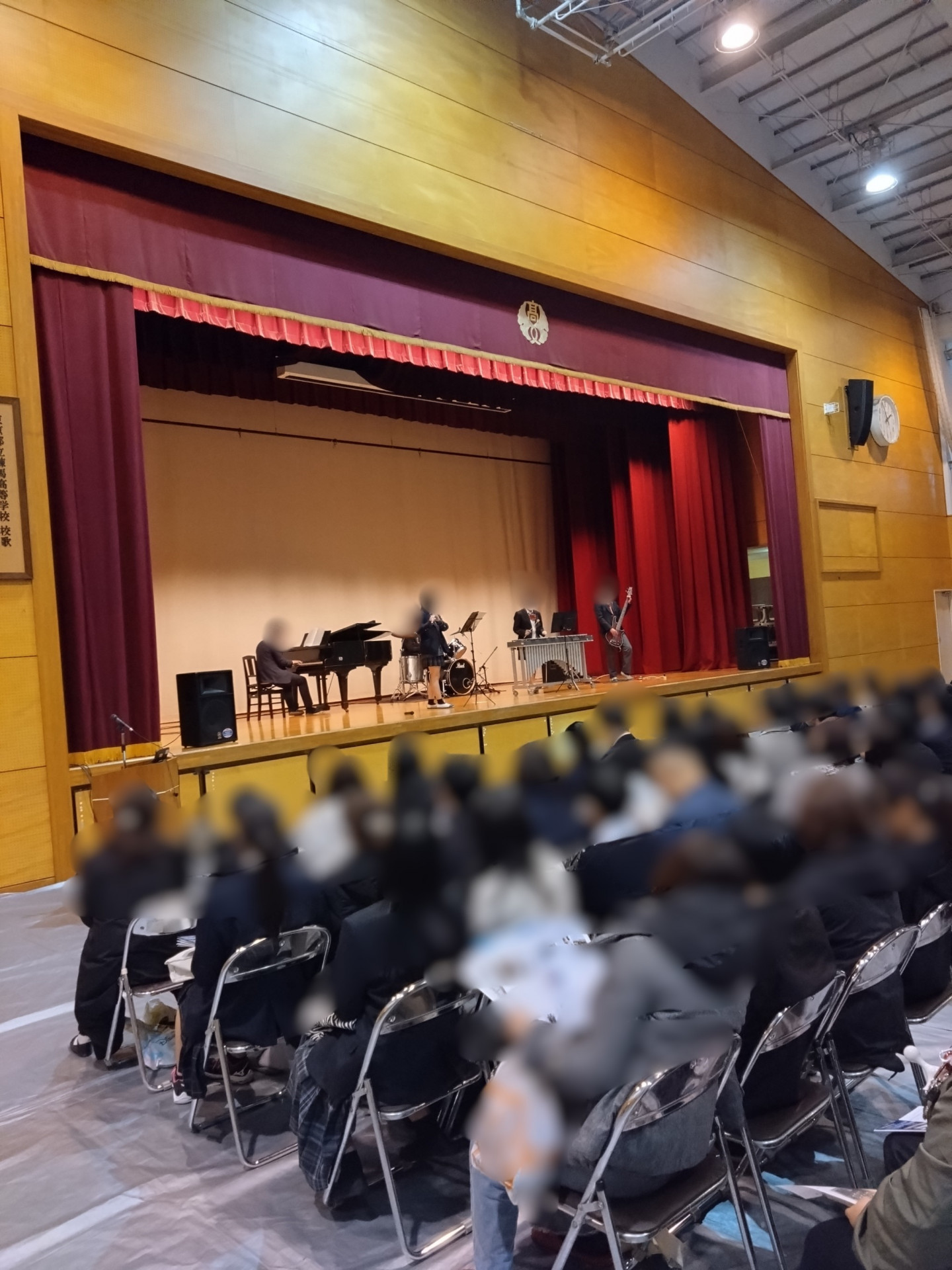 吹奏楽アトラクション モザイク.JPG